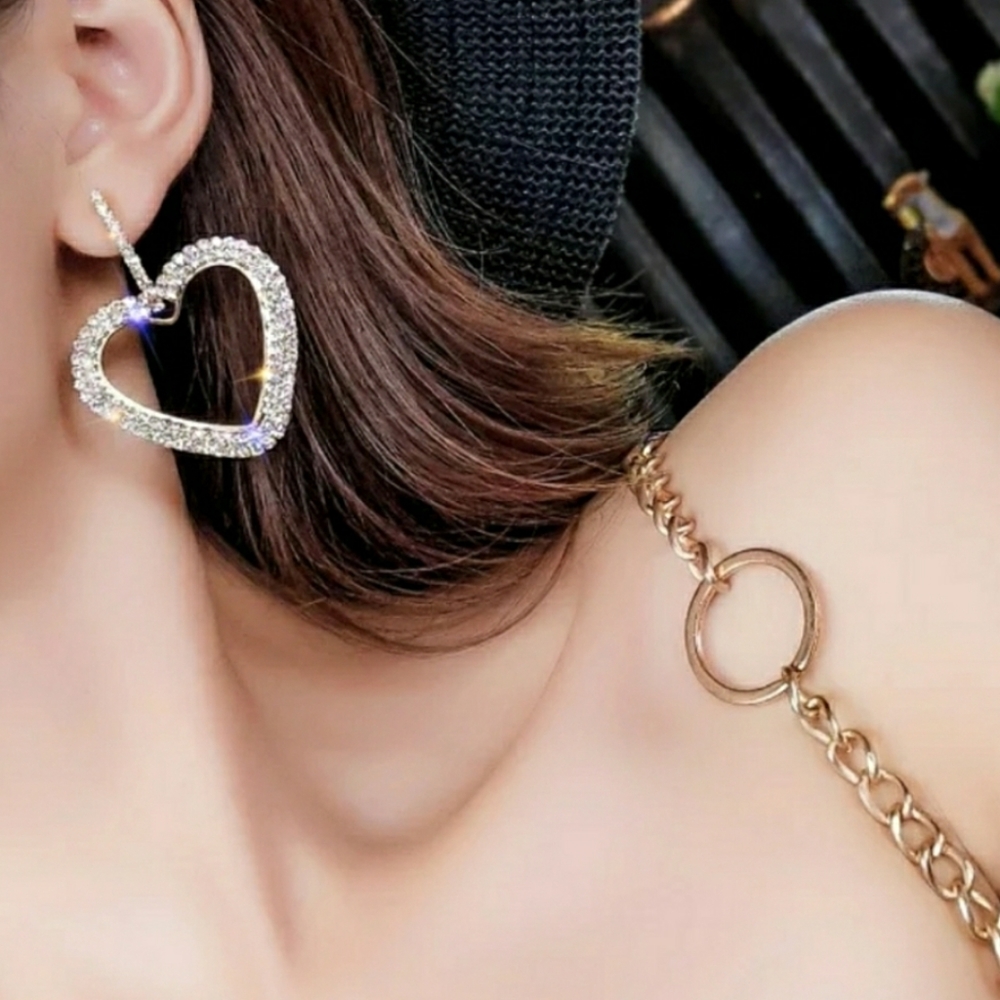 CRYSTAL HEART EARRINGS